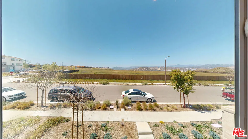 27651 Ensemble Place, Valencia, California 91381 home-pic-23